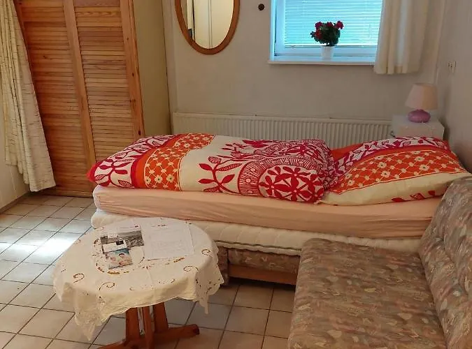 Haus-halliger-appartment-peter *